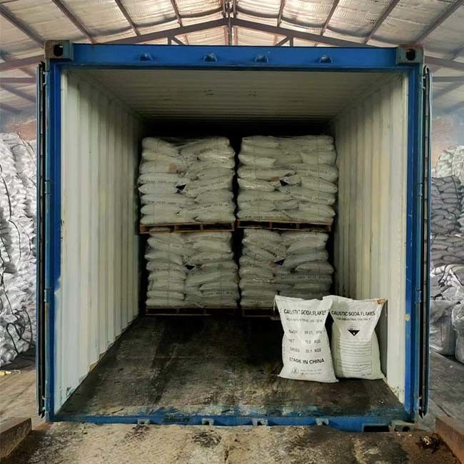 Punto de ebullición de la soda cáustica del NaOH GB209-2018 1390C soluble en agua para la fabricación de papel